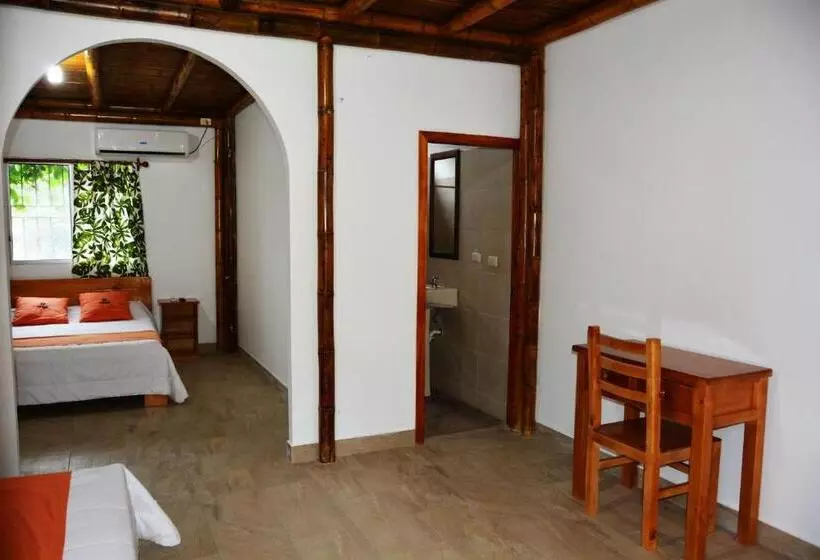 هاستل Tuzco Lodge