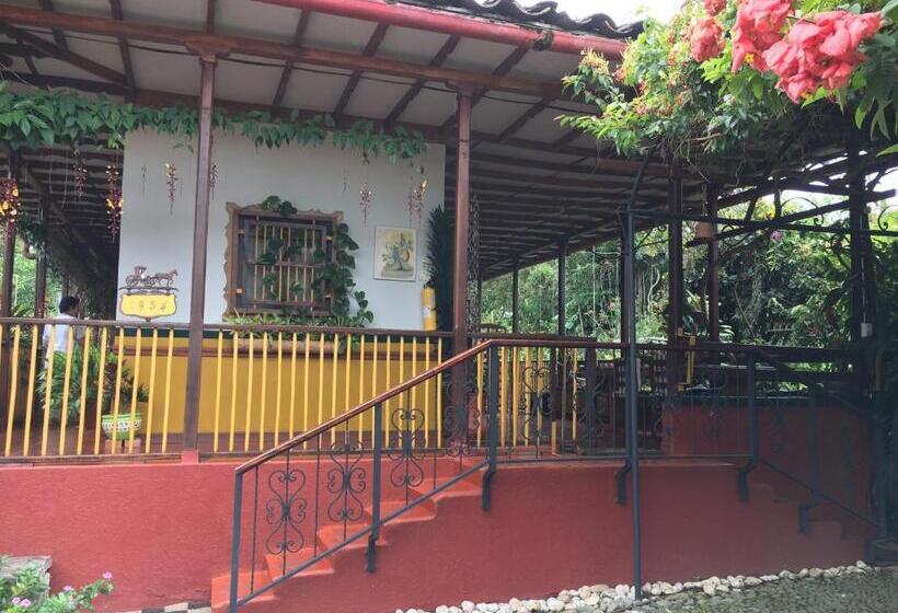 Bed and Breakfast Finca Machangara