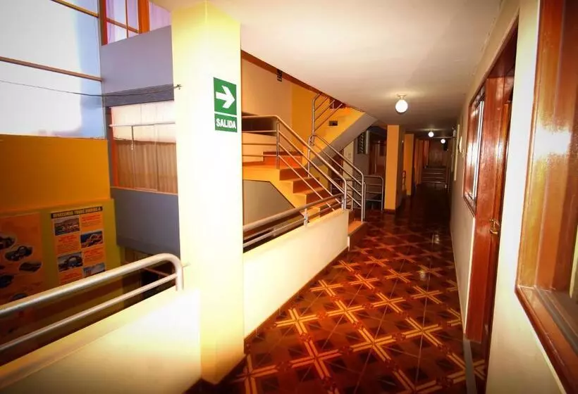 تختخواب و صبحانه Olimpo Inn