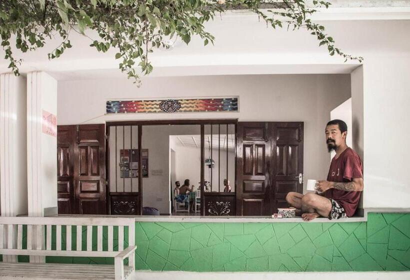 Hostel First Mirissa