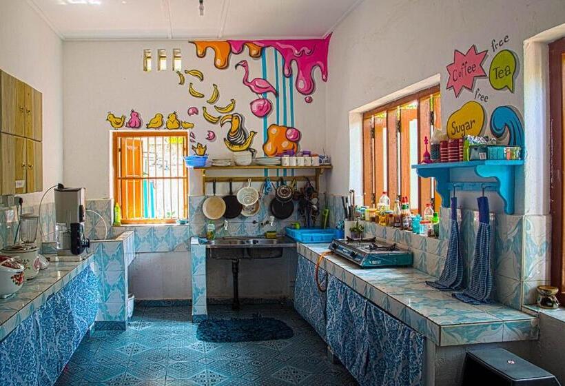 Hostel First Mirissa