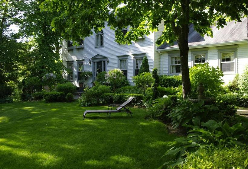 فندق Blue Forest Lane Bed And Breakfast