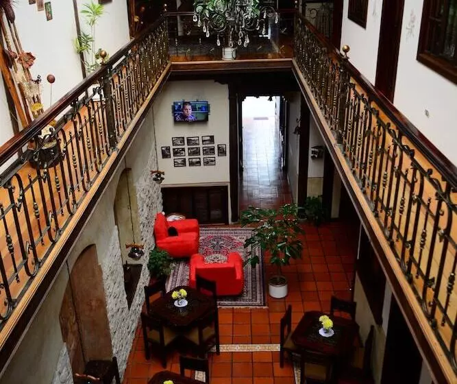 هتل La Posada Cuencana