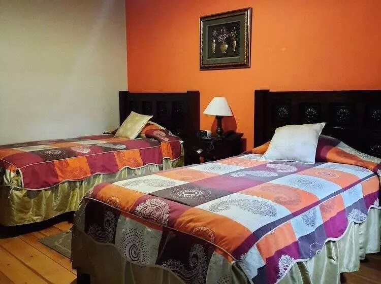 هتل La Posada Cuencana