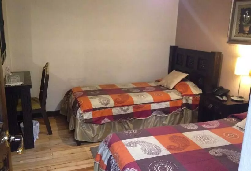 هتل La Posada Cuencana