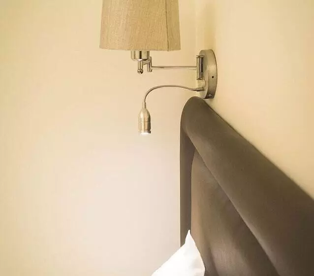هتل Natural Green Lounge