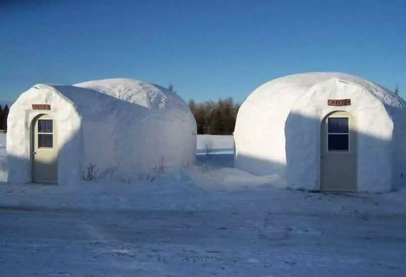 Hotelli North Adventure Inn