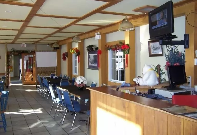 Hotelli North Adventure Inn