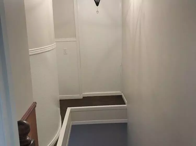 هتل Pring Guesthouse