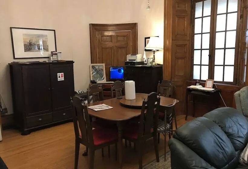 هتل Pring Guesthouse