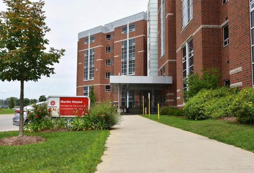 호텔 Residence & Conference Centre   London