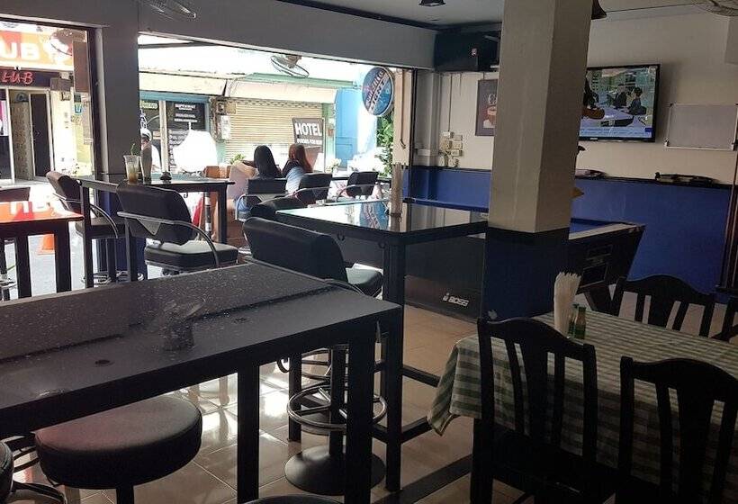 Sandman Hotel And Sports Bar