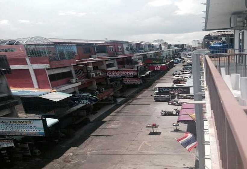 Sandman Hotel And Sports Bar