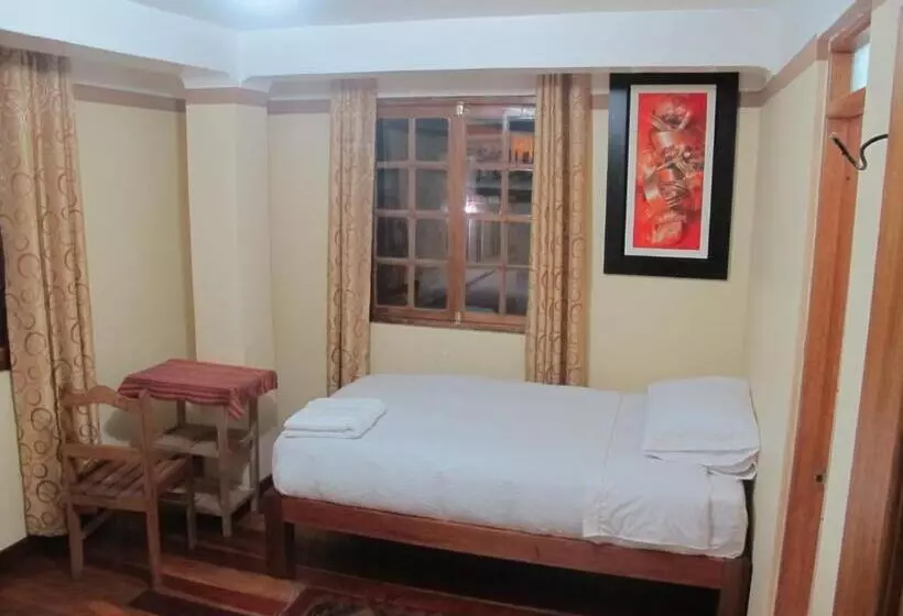 Tumy House B&b