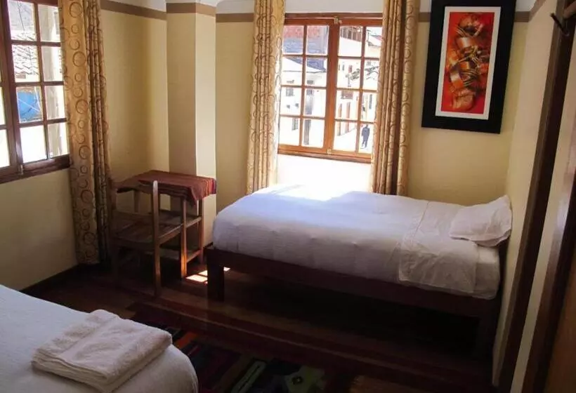 Tumy House B&b