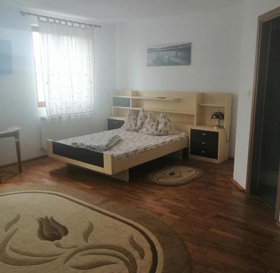 Albergue Helga House