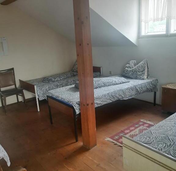 Albergue Helga House