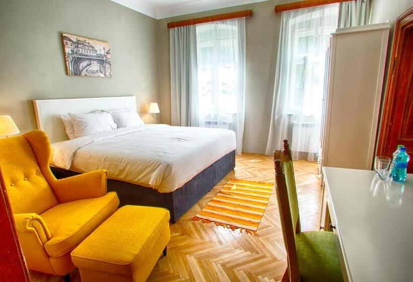 Bed and Breakfast Goldsmith