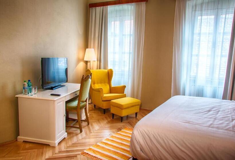 Bed and Breakfast Goldsmith