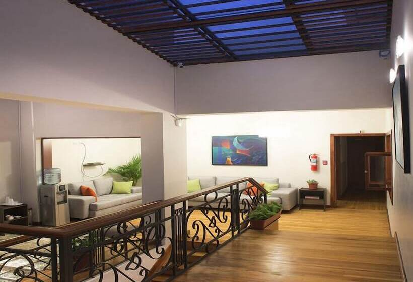 민박 Hostal Casa De Lidice