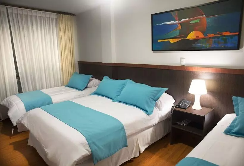 Bed and Breakfast Hostal Casa De Lidice