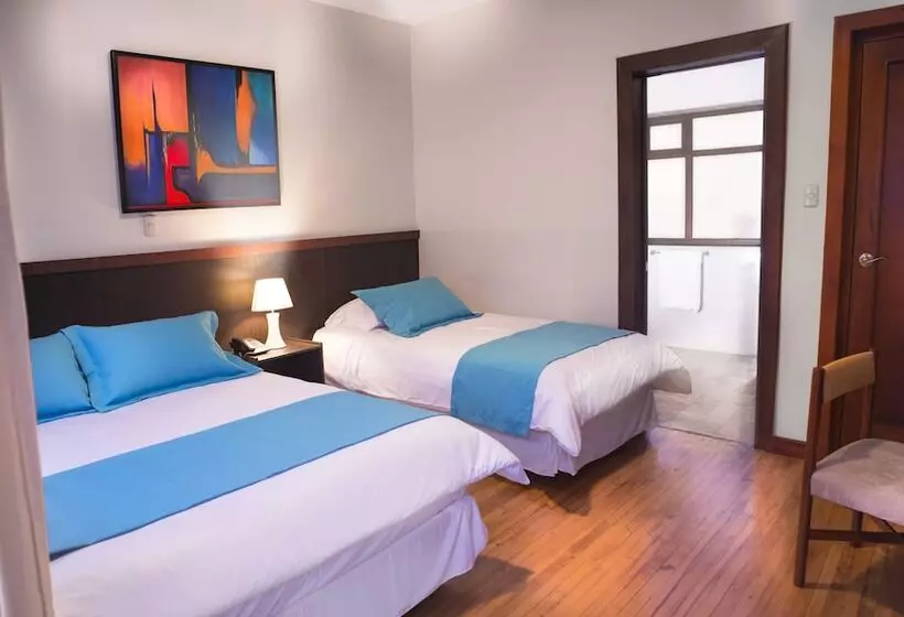 Bed and Breakfast Hostal Casa De Lidice