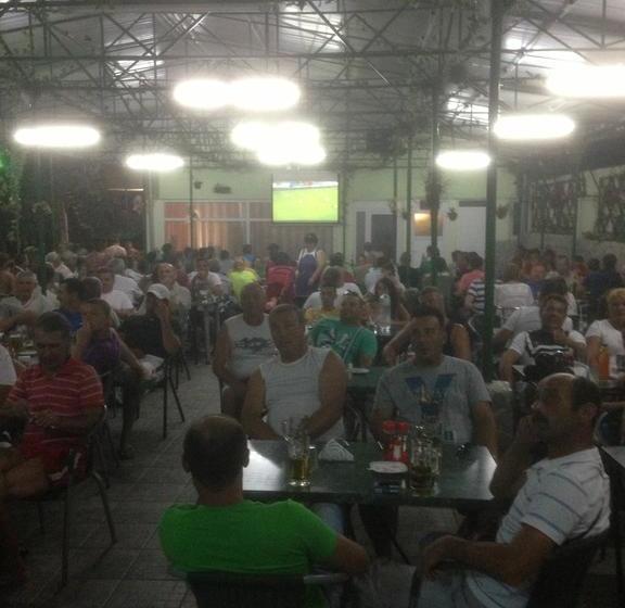 민박 Paradox Movila