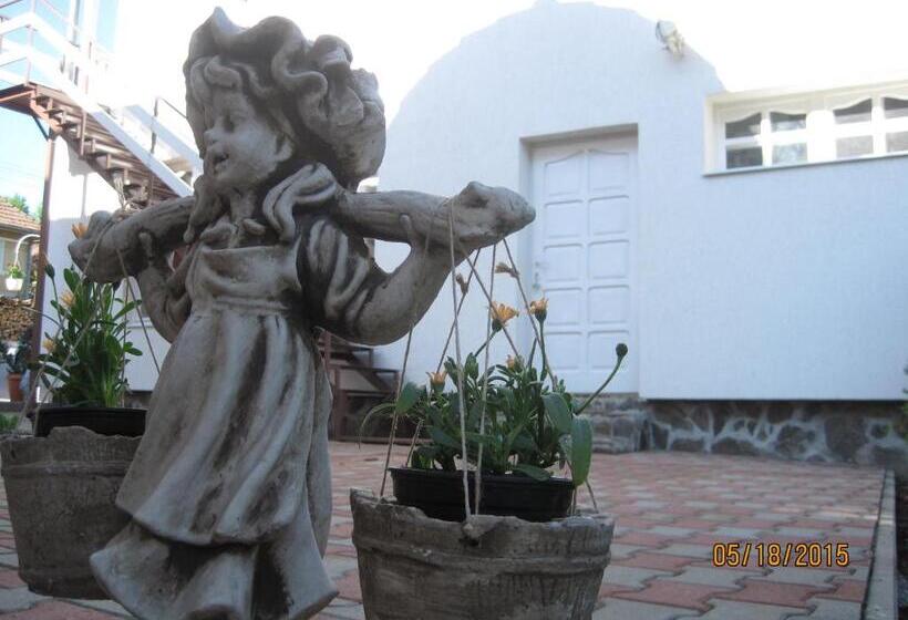 تختخواب و صبحانه Zoltán & Erika Panzió Parajd