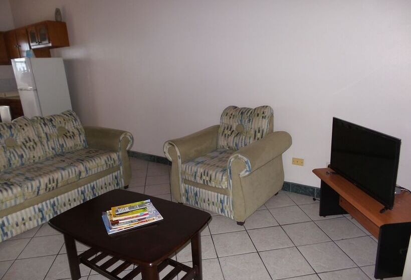 Caribbean Inn And Suites