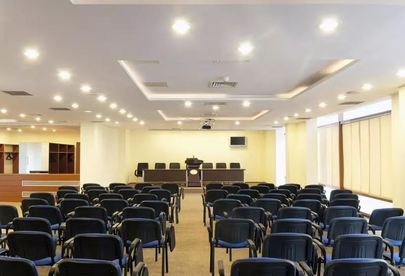 Euro Hotels Gara De Nord (polizu)