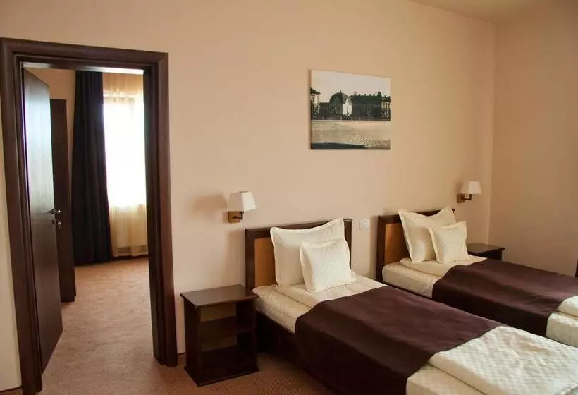 Hotel Hanul De La Rascruce