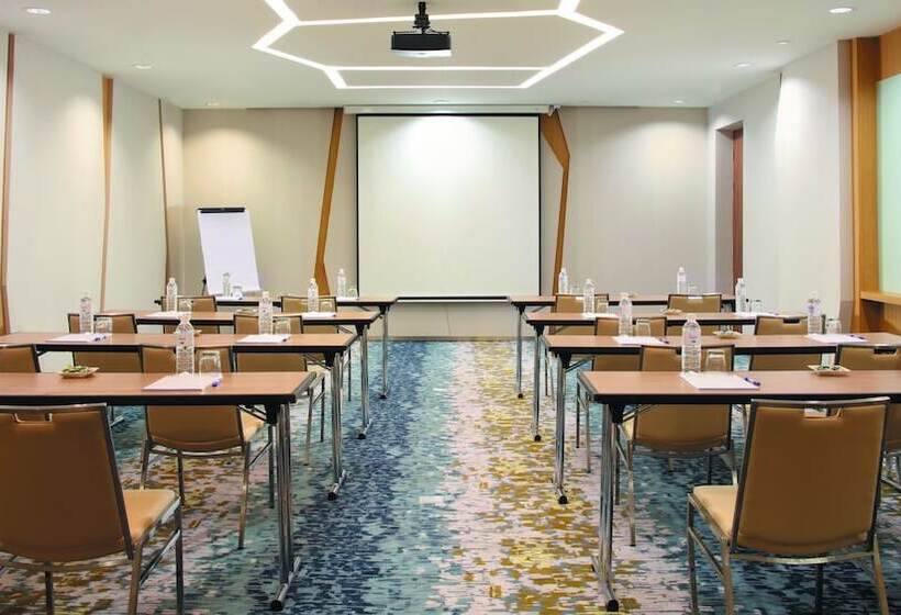 בית מלון כפרי Holiday Inn Express Baruna, An Ihg