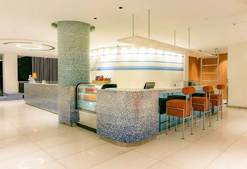 ホテル Holiday Inn Express Baruna, An Ihg