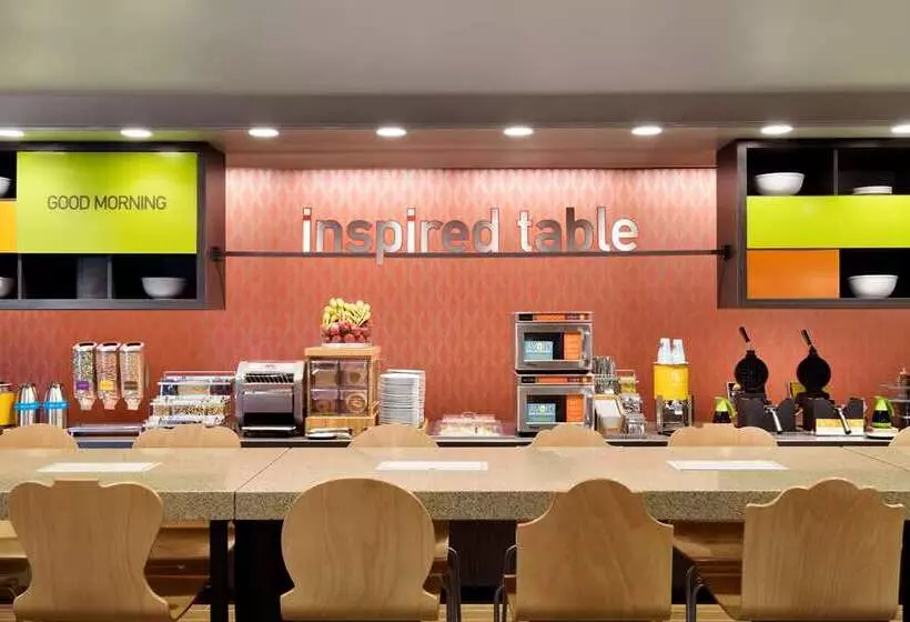 Hotelli Home2 Suites By Hilton Glendale   Westgate