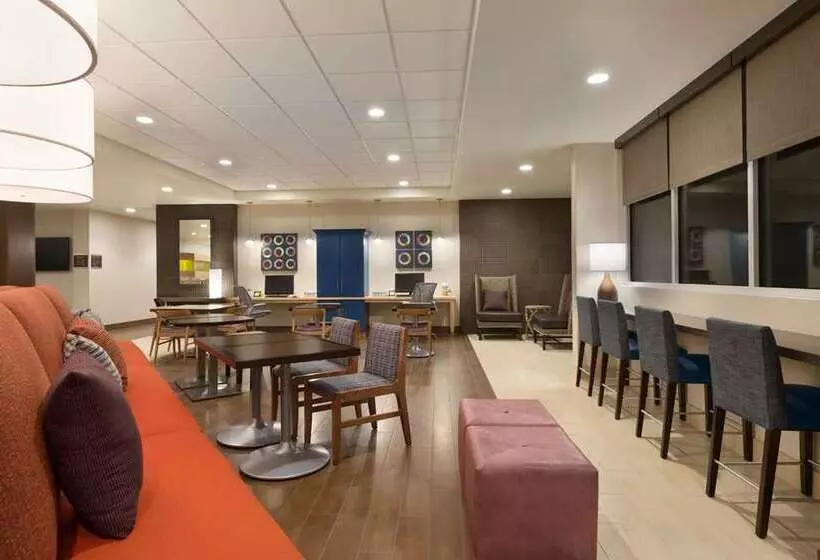 Hotelli Home2 Suites By Hilton Glendale   Westgate