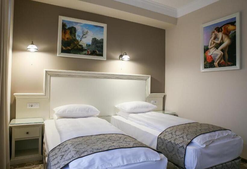 בית מלון כפרי Montana