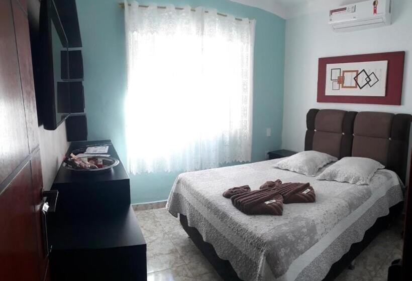 ホテル Pousada Das águas