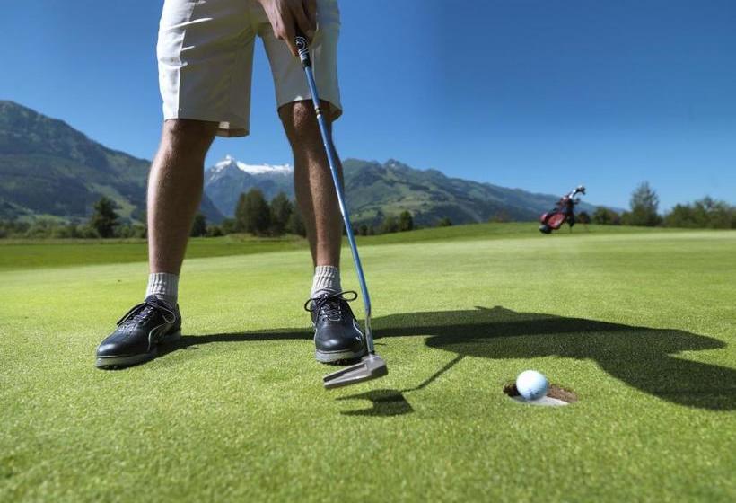 בית מלון כפרי Ski And Golf Resort Zell Am See