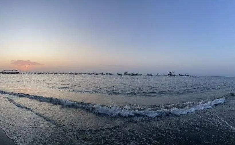 ユースホステル Loki Del Mar