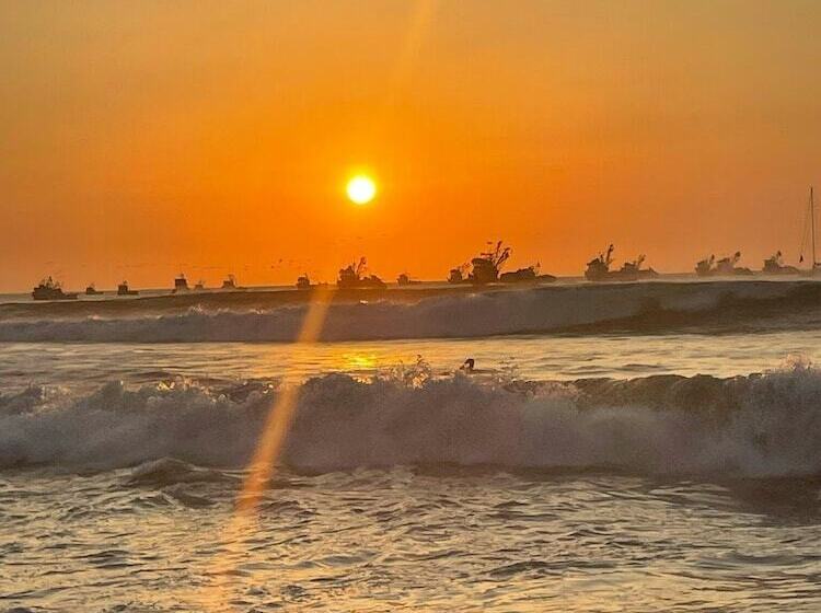 Albergue Loki Del Mar