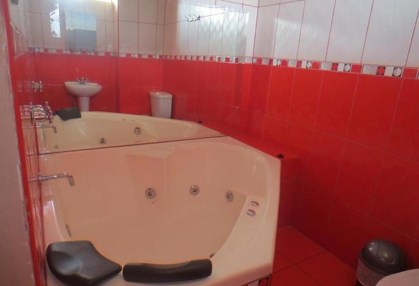 فندق Amanecer Inn