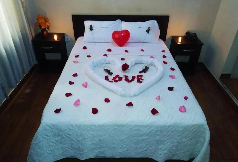 هتل Ejecutivo San Diego