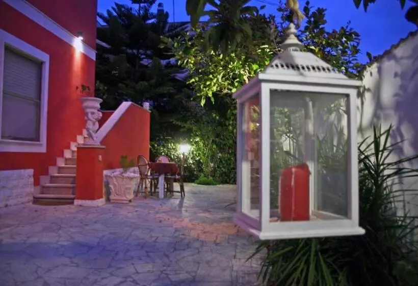 Hotelli Fiumicino Airport B&b Deluxe