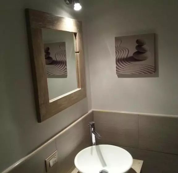 Hotelli Fiumicino Airport B&b Deluxe