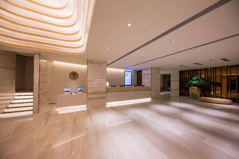 Hotelli Ji Qingdao Xianggang Zhong Road