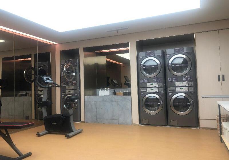 호텔 Ji  Qingdao Xianggang Zhong Road