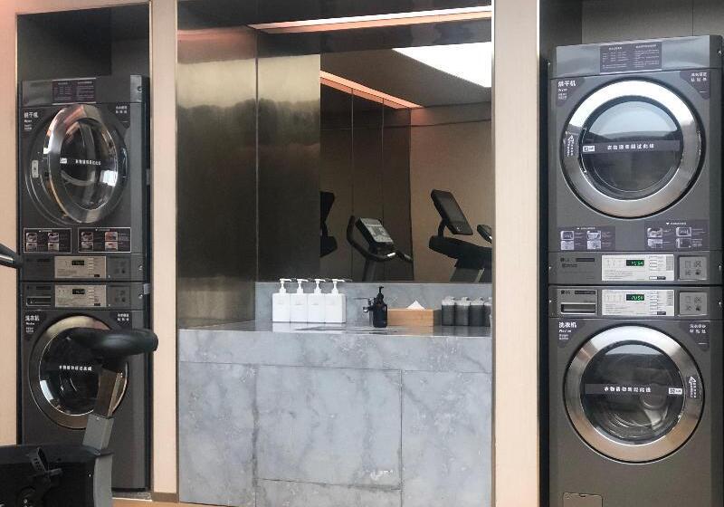 호텔 Ji  Qingdao Xianggang Zhong Road