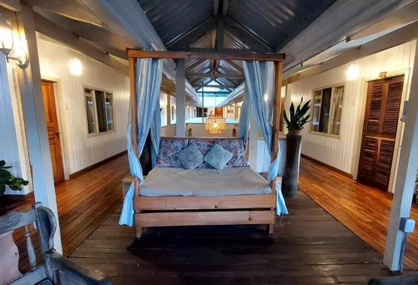 Hotelli M&m Beach House