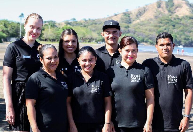 هتل M&m Beach House