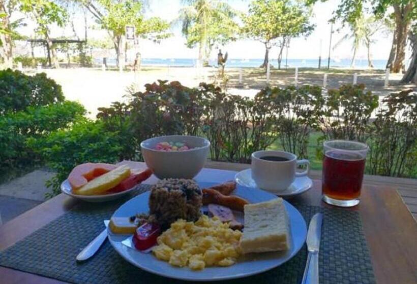 هتل M&m Beach House